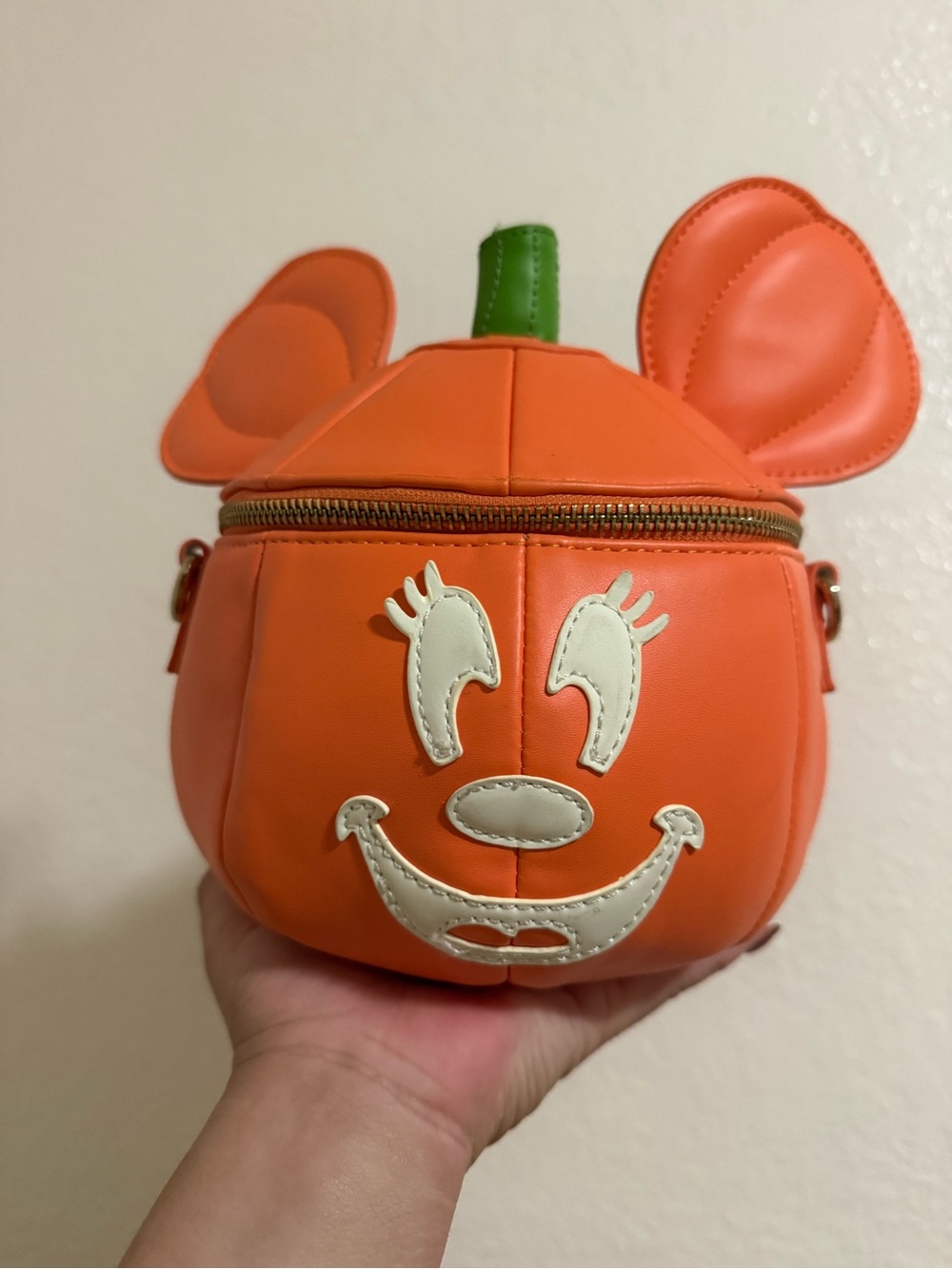 Minnie Mouse Pumpkin Halloween Crossbody Bag
